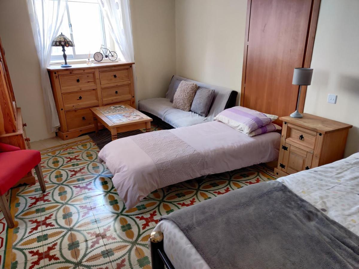 Ellas Place タルシーン エクステリア 写真