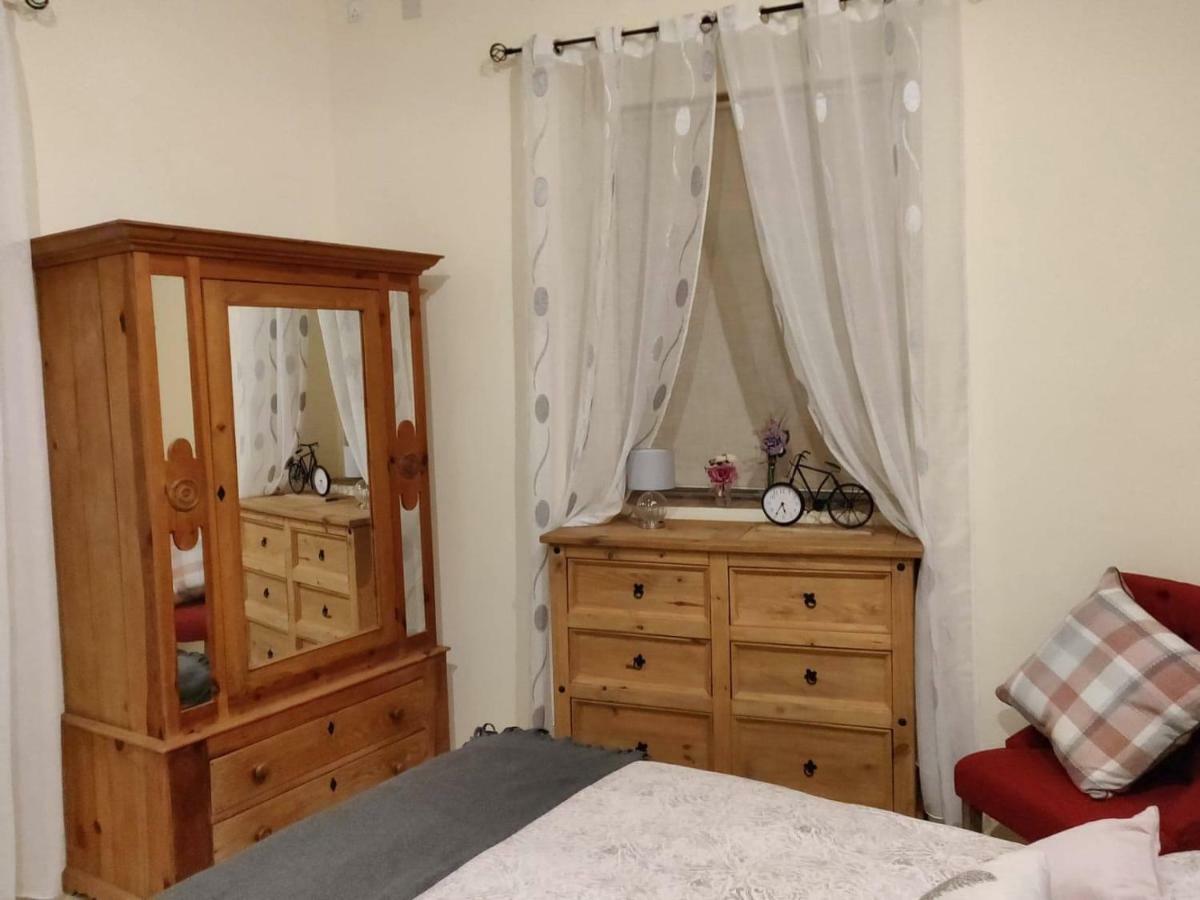 Ellas Place タルシーン エクステリア 写真